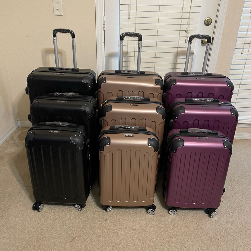 Luggage Brand New 3 Pcs Only 125